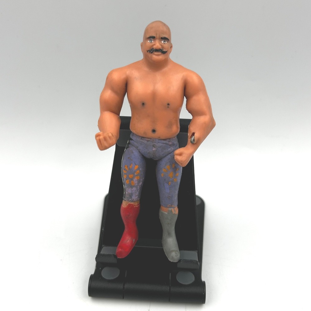 Titan Sports Iron Sheik Wrestling Figure Vintage 4.5 inches Tall Bendable Body